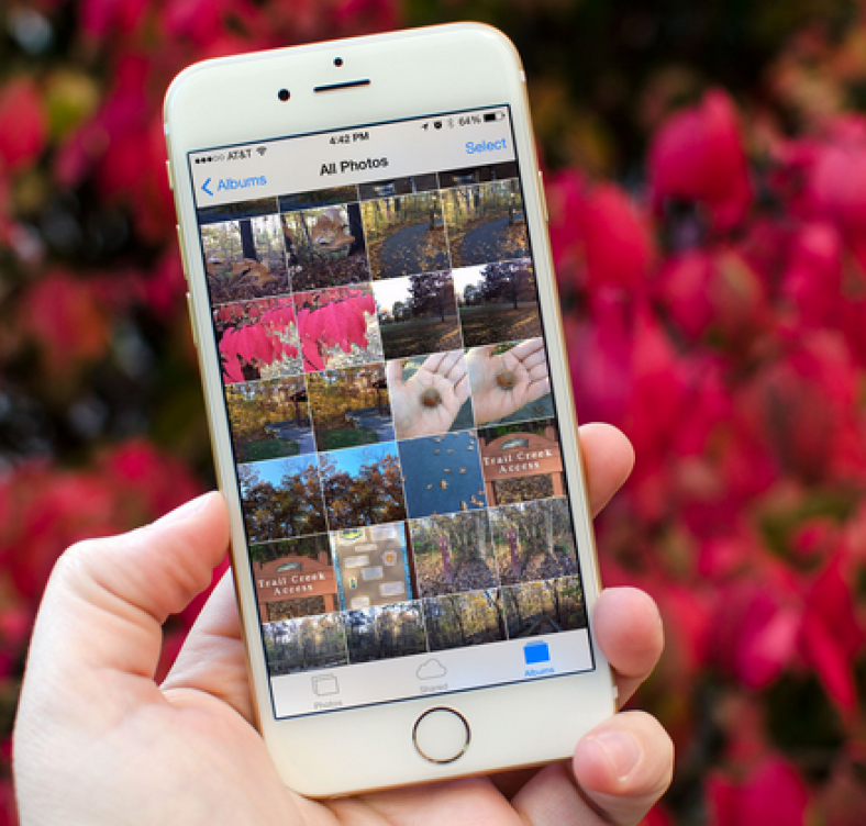 How to import photos from iPhone to Windows 10 using File Explorer