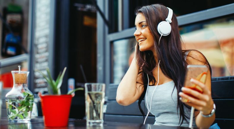 best headphones for EDM