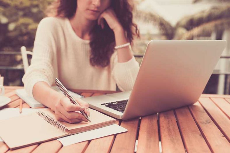 Top 7 Ways To Become An Expert Writer