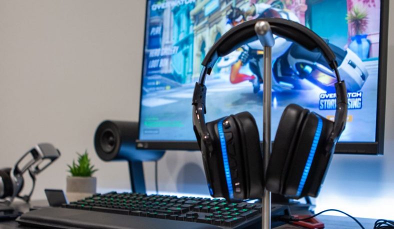 Logitech G935 Review