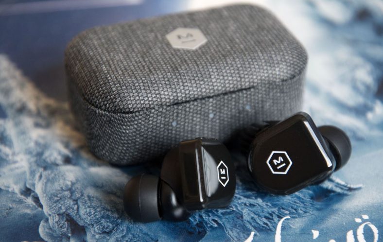 Master and Dynamic MW07 Go Review