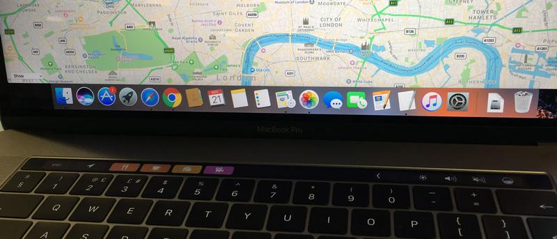 How to use MacBook Pro Touch Bar: cards