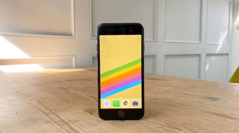Apple iPhone SE 2020 Review