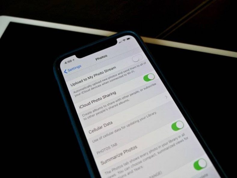 How to Check and See iCloud Pho­tos, Notes and Reminders on Android