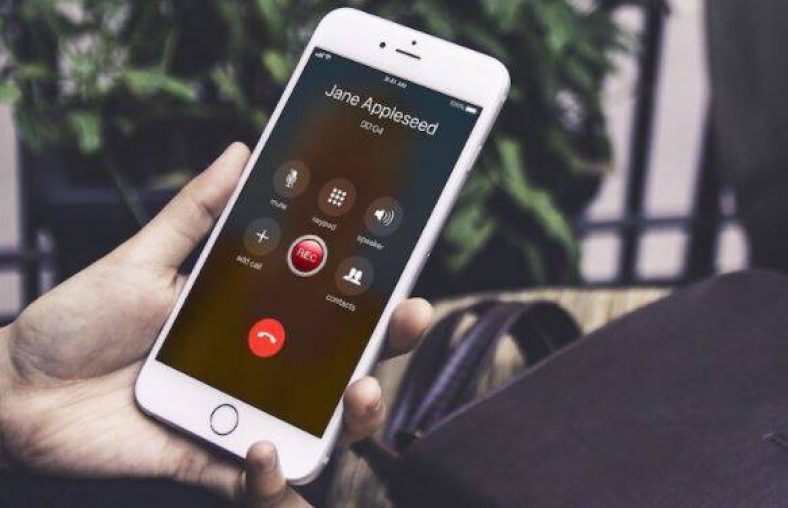 How to record phone call on an iPhone