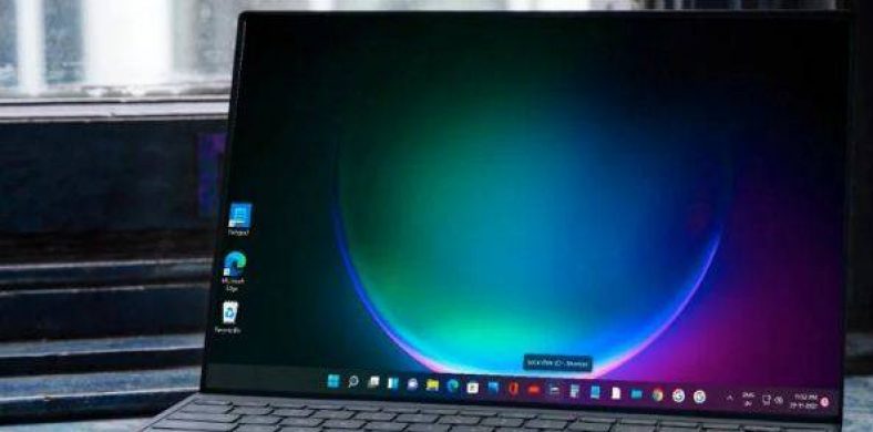 How to Pin Shortcuts to Windows 11 PC Taskbar