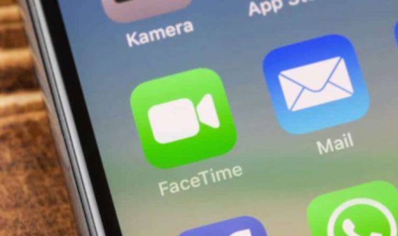 How to Disable Fake Eye Contact in FaceTime on iPhone