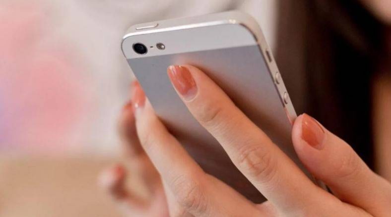 How to Mirror or Flip an Image on the iPhone