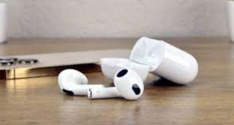 How to Connect Airpods to iPhone, iPad, Mac, Windows, and any Other Device