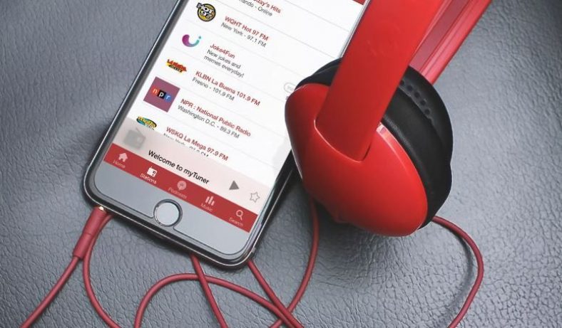 How to Play Radio on iPhone