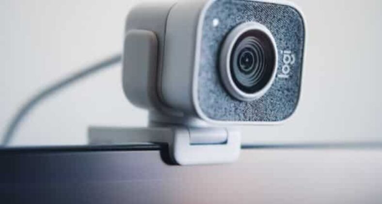 How to Fix Blurry Webcam on Windows 11