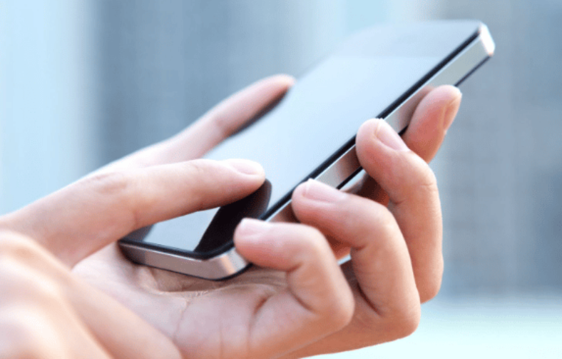 How to Remove Smartphone Screen Protector