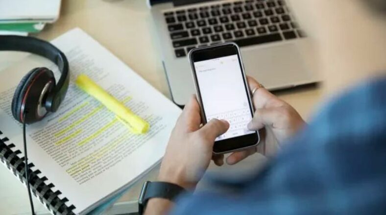 How to use Import From iPhone to Scan, Capture and Sketch Photos on Mac