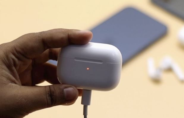 Fix: 'AirPods Case Not Charging' issue