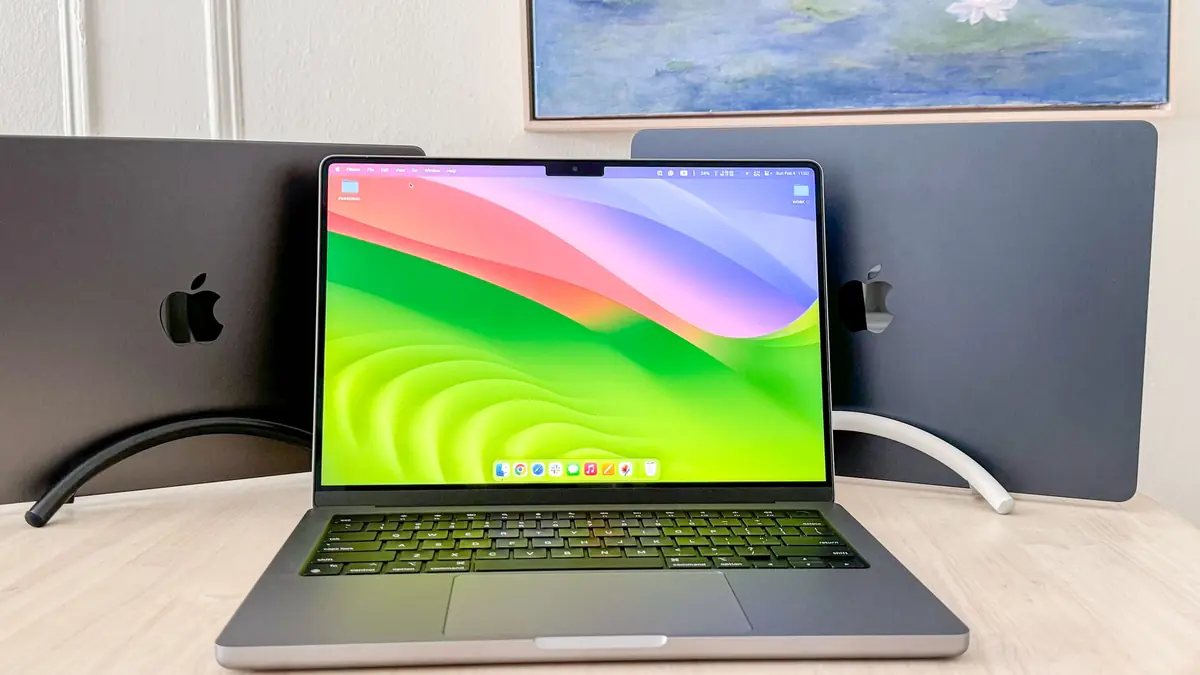 Apple Readies MacBook Ultra: First Touchscreen Mac With OLED Display and Dynamic Island